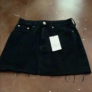 Zara black denim skirt!